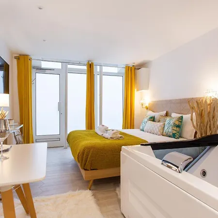 Appartamento - 2p With Jacuzzi Parigi